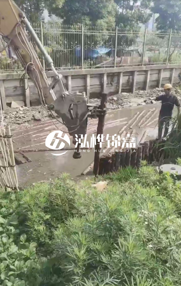 湖州打松木樁施工團(tuán)隊(duì)-河道護(hù)坡樁一般幾米長？