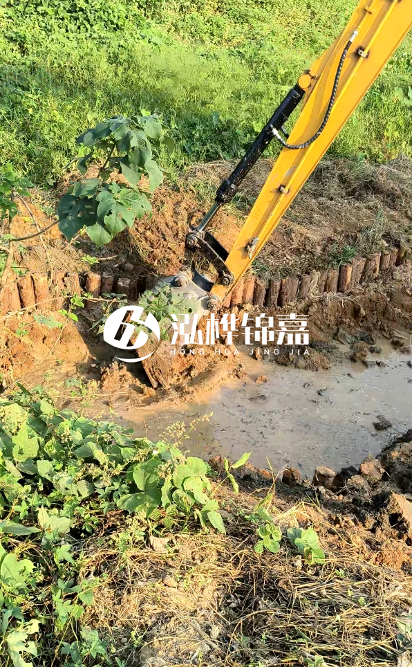 德州河道清淤專業(yè)施工-打完松木樁后為何需要立即清理淤泥？